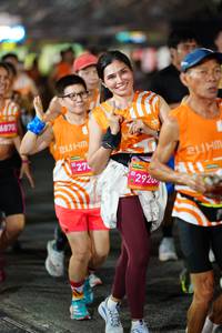 BIB: 6870, 211, 292
                            <button type="button" onclick="openModal(23066127)" class="btn btn-primary btn-sm float-right btn-popup" data-toggle="modal" data-target=".modal-high-quality">
                        <i class="fas fa-shopping-cart"></i> Add to Cart
                    </button>
                                            <button type="button" onclick="isThisMe(23066127, true)" class="btn btn-success btn-sm float-right btn-popup btn-isme hidden" data-toggle="tooltip" data-placement="bottom" title="นี่คือรูปของคุณใช่ไหม คลิกที่นี่เพื่อเอาเข้าอัลบั้ม">
                        <i class="fas fa-plus"></i> Add to album
                    </button>
                    <button type="button" onclick="isThisMe(23066127, false)" class="btn btn-warning btn-sm float-right btn-popup btn-isnotme hidden">
                        <i class="fas fa-ban"></i> Remove from album
                    </button>